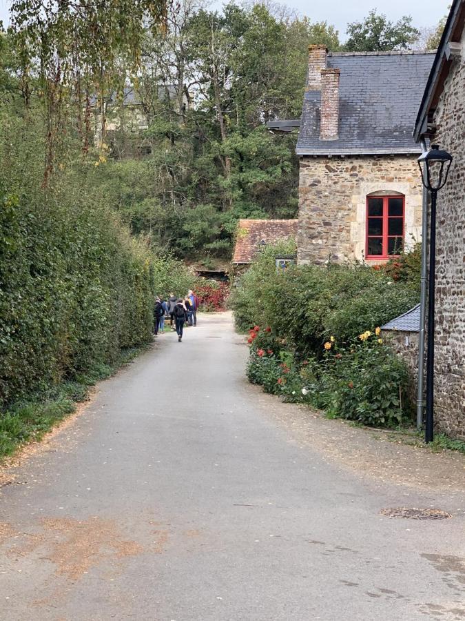 Cote Jardin Panzió Sainte-Suzanne  Kültér fotó